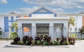 Holiday Inn Express Hotel & Suites Charleston - Northwoods By Ihg